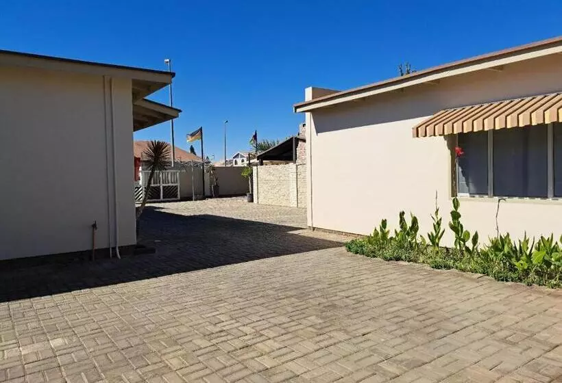 هاستل Bushbabies Inn Self Catering Accommodation