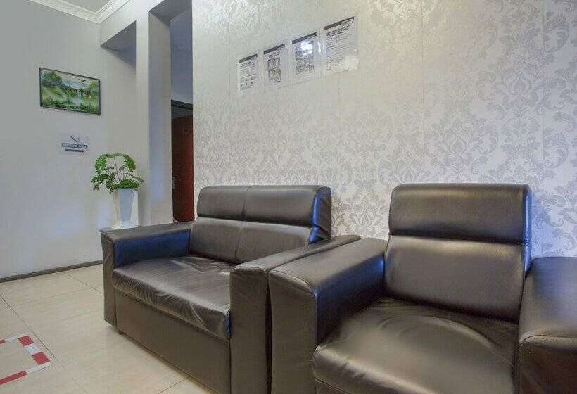 ユースホステル Ranau City Inn