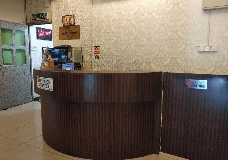 ユースホステル Ranau City Inn