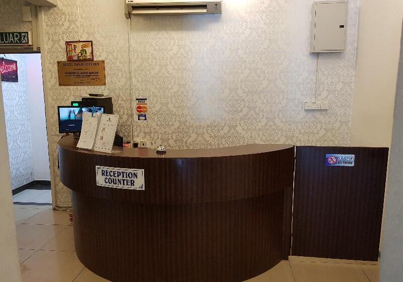 ユースホステル Ranau City Inn