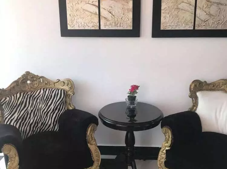 Majatalo Aurora Guest House