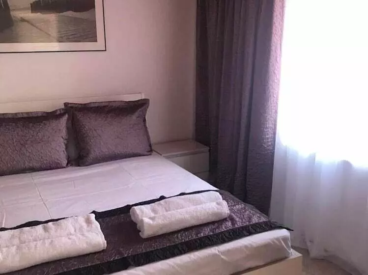 Majatalo Aurora Guest House