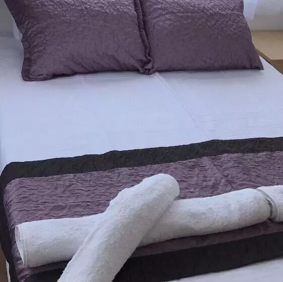 Majatalo Aurora Guest House