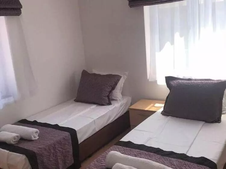 Majatalo Aurora Guest House