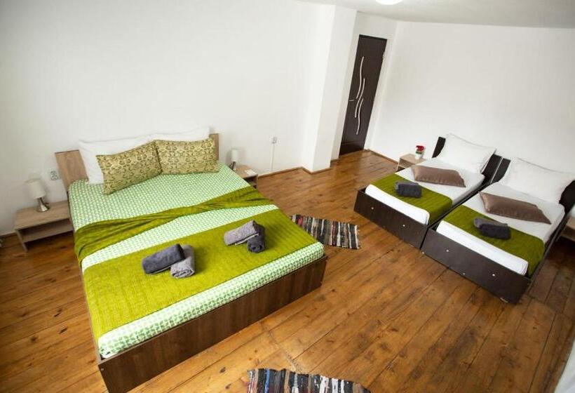 پانسیون Antorcha