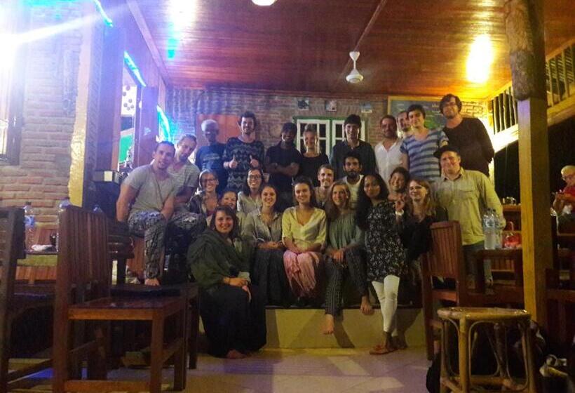 פנסיון Olala Café & Bungalows