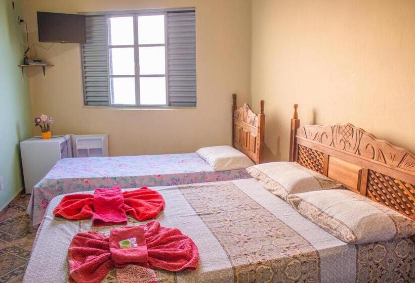 Pensão Pousada Da Mica