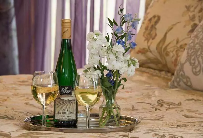 Sutherland House Victorian Bed And Breakfast