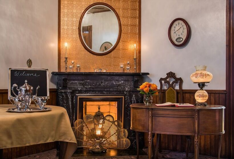 Sutherland House Victorian Bed And Breakfast