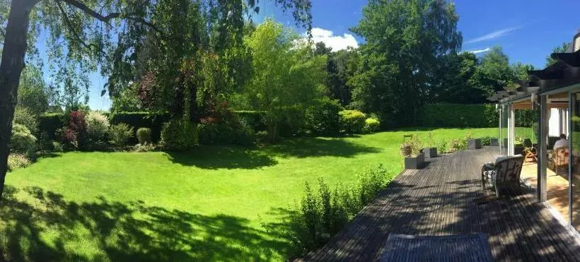 Aamiaismajoitus (B&B) Chambre D Hotes Le Phenix