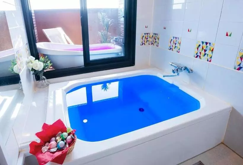 ホテルココナッツリゾートアミー Love