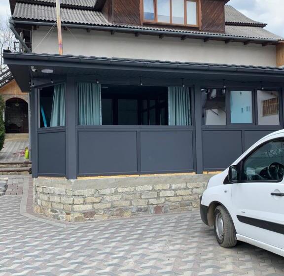 פנסיון Sadyba три серця чан баня яремче