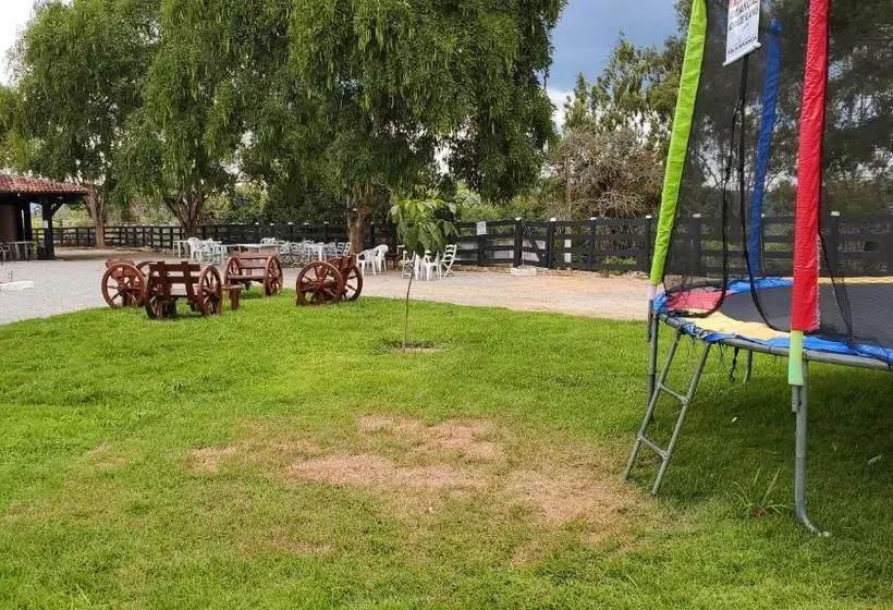 Hotelli Fazenda água Branca