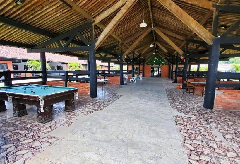 בית מלון כפרי Fazenda água Branca