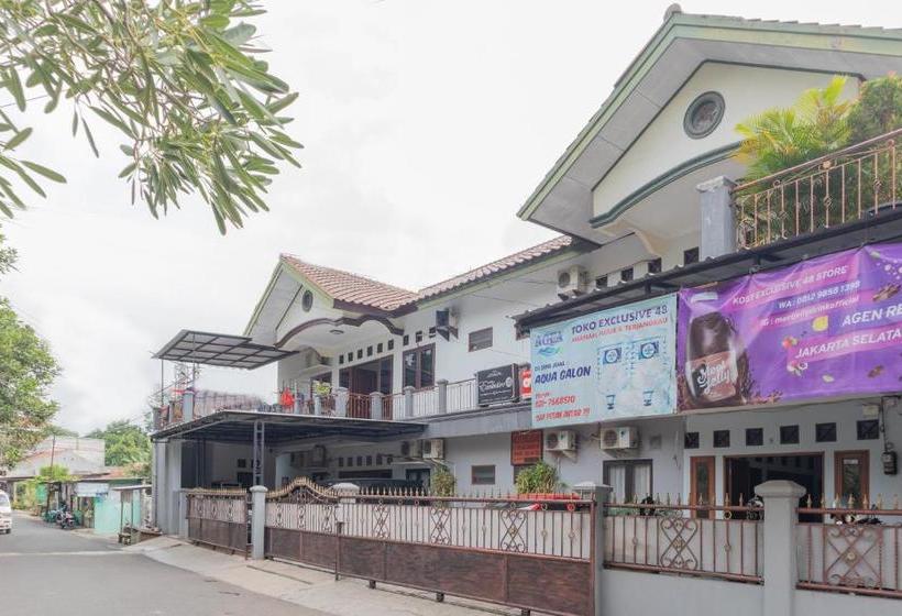 בית מלון כפרי Oyo 1221 Exclusive 48 Syariah