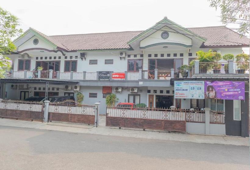 בית מלון כפרי Oyo 1221 Exclusive 48 Syariah
