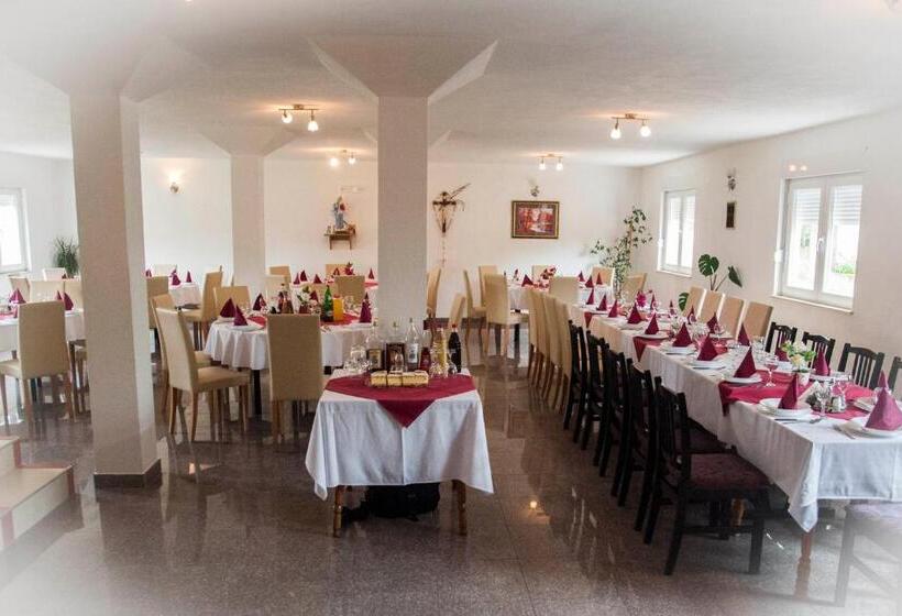 پانسیون Pansion Danijel