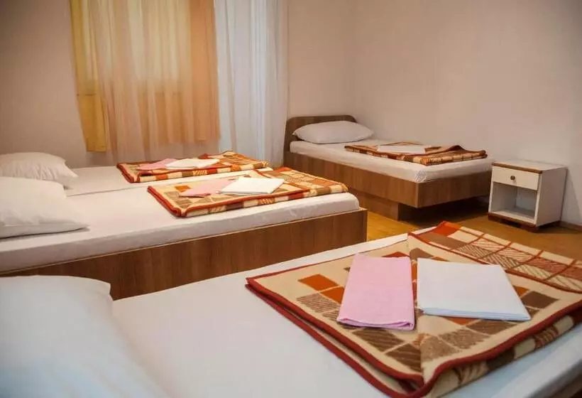 پانسیون Pansion Danijel