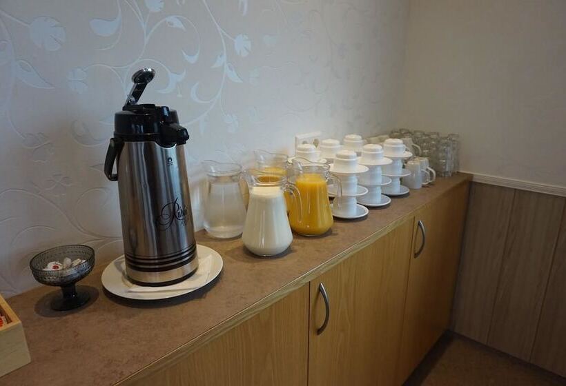 هتل Skútustadir Guesthouse