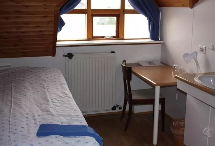 هتل Skútustadir Guesthouse