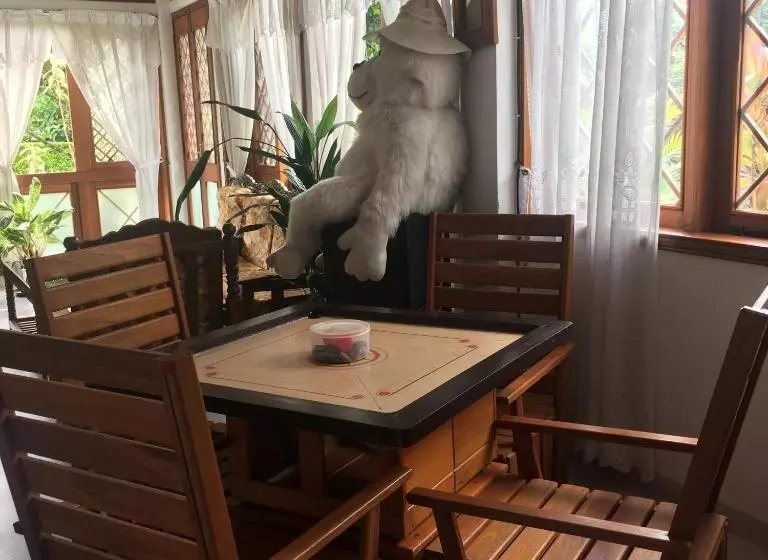 پانسیون Cottage 2010