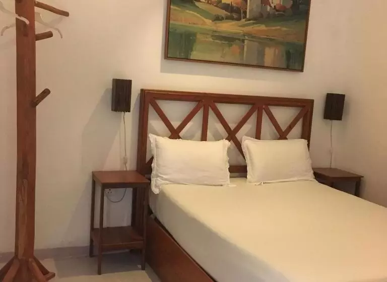 پانسیون Cottage 2010