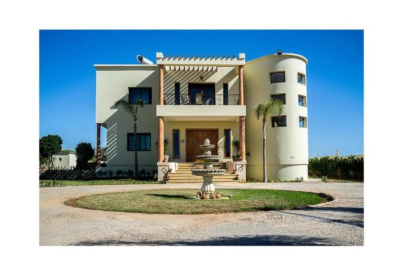 Пансион Domaine Lilia