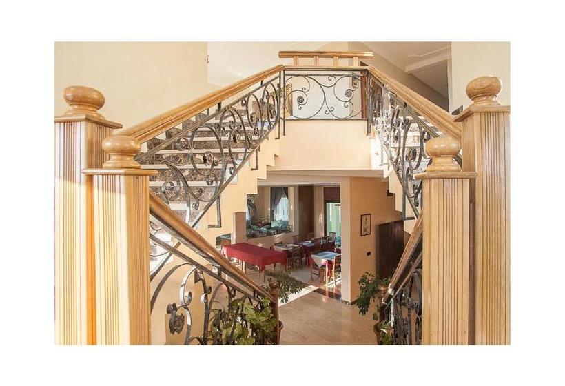 Пансион Domaine Lilia