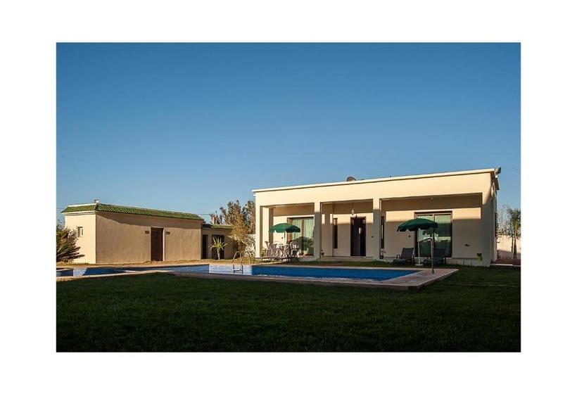 Пансион Domaine Lilia