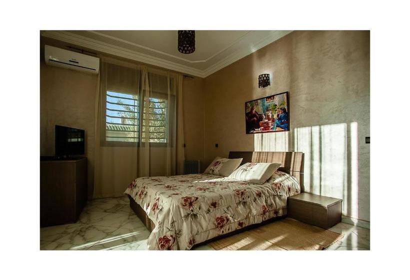 Пансион Domaine Lilia