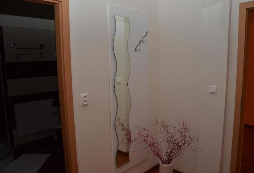 펜션 Penzion Bokros