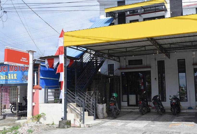 פנסיון Al Ghani Syariah Mitra Reddoorz