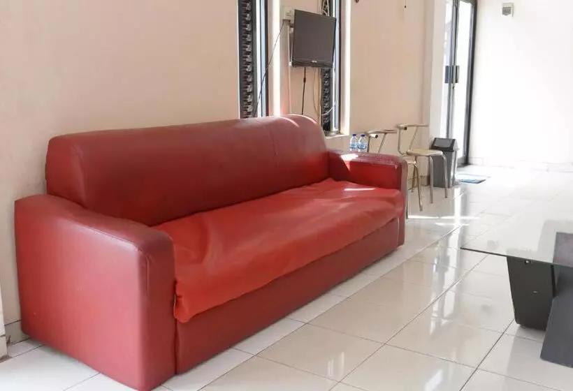 ペンション Al Ghani Syariah Mitra Reddoorz