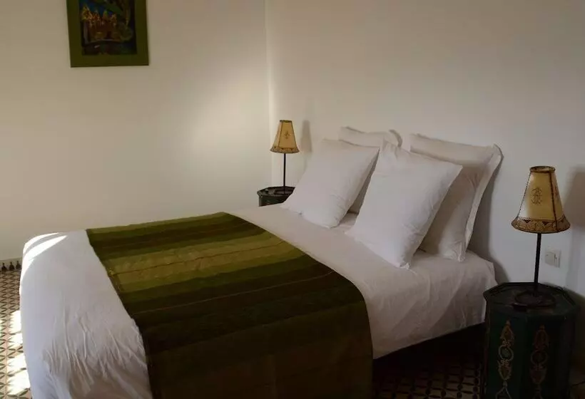 ペンション Dar Essaada