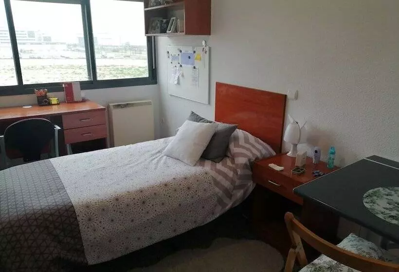 پانسیون Micampus Logroño Student Residence