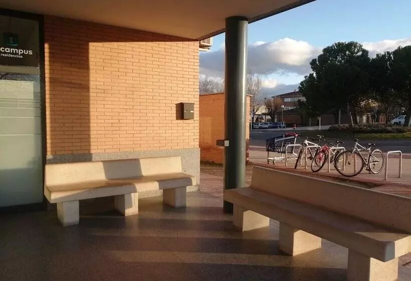 پانسیون Micampus Logroño Student Residence