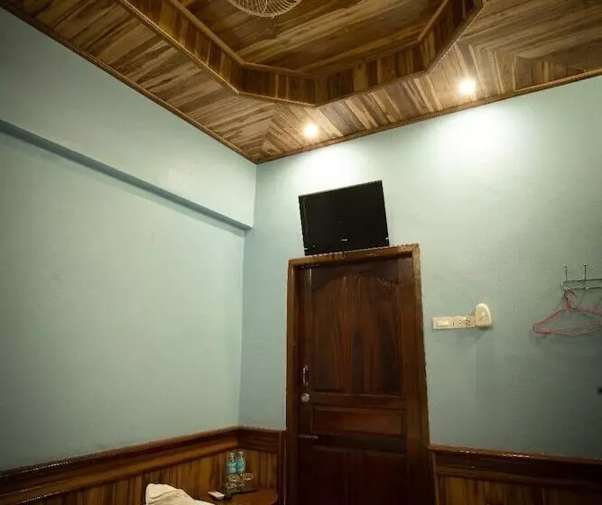 ペンション Salakphet Guesthouse