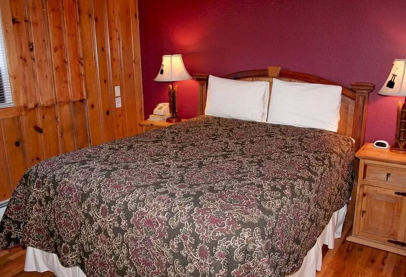 Timber Creek Chalets: 7 2 Bedroom Cabin