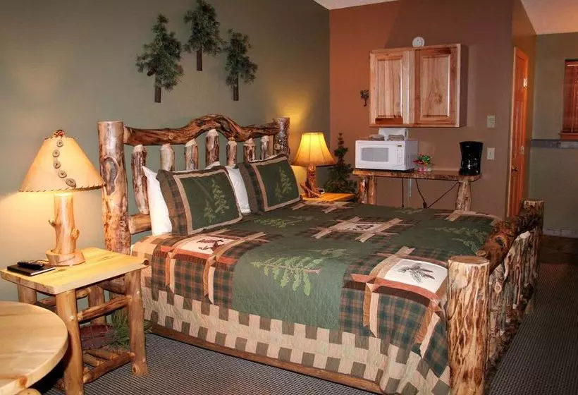 Timber Creek Chalets: 7 2 Bedroom Cabin