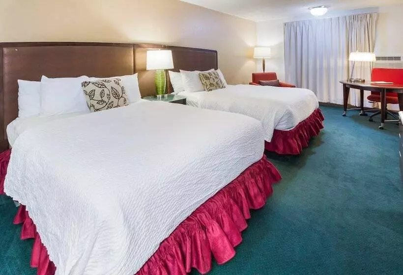 Alliance Hotel And Suites