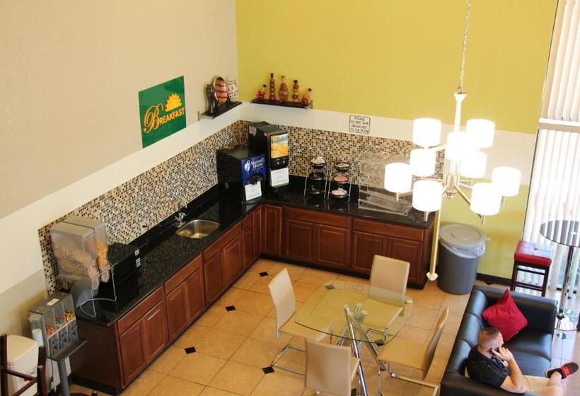 فندق Budget Inn Santa Ana