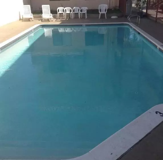 ホテル Budget Inn Santa Ana