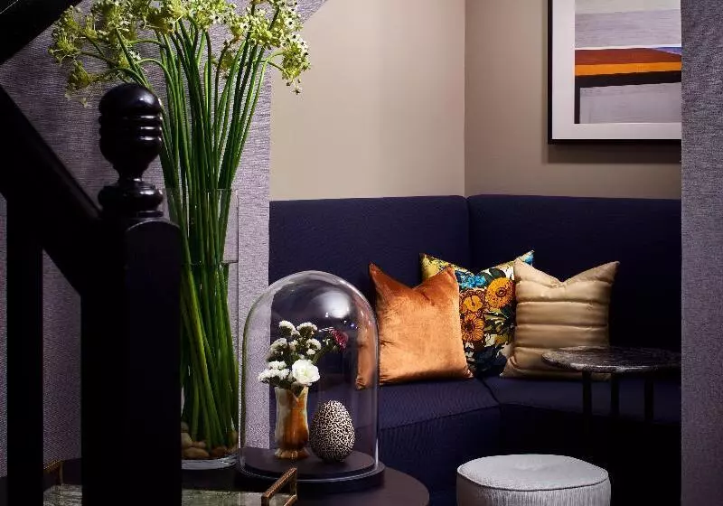 هتل Claridge House