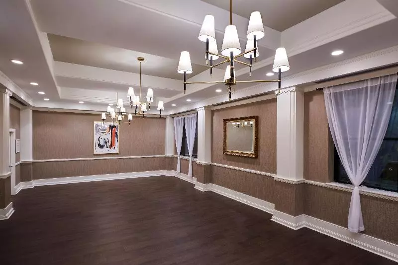 هتل Claridge House