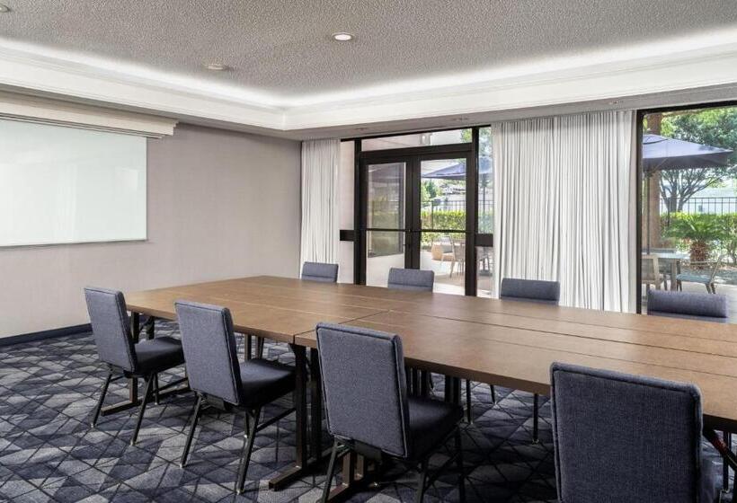 هتل Courtyard Austin South