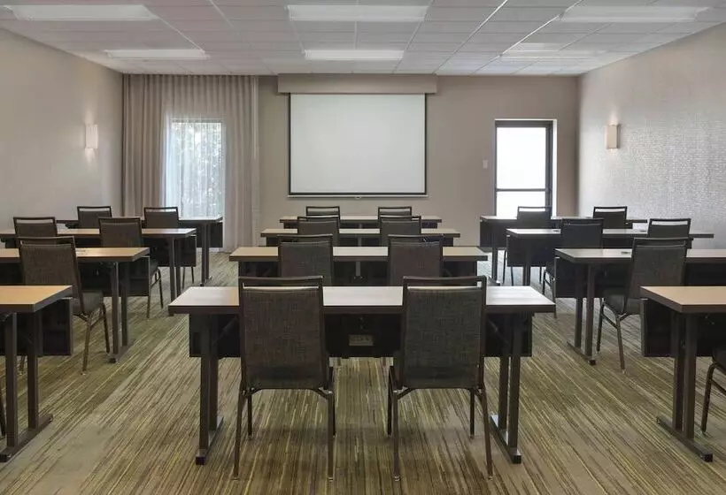 ホテル Courtyard By Marriott Boston Norwood/canton