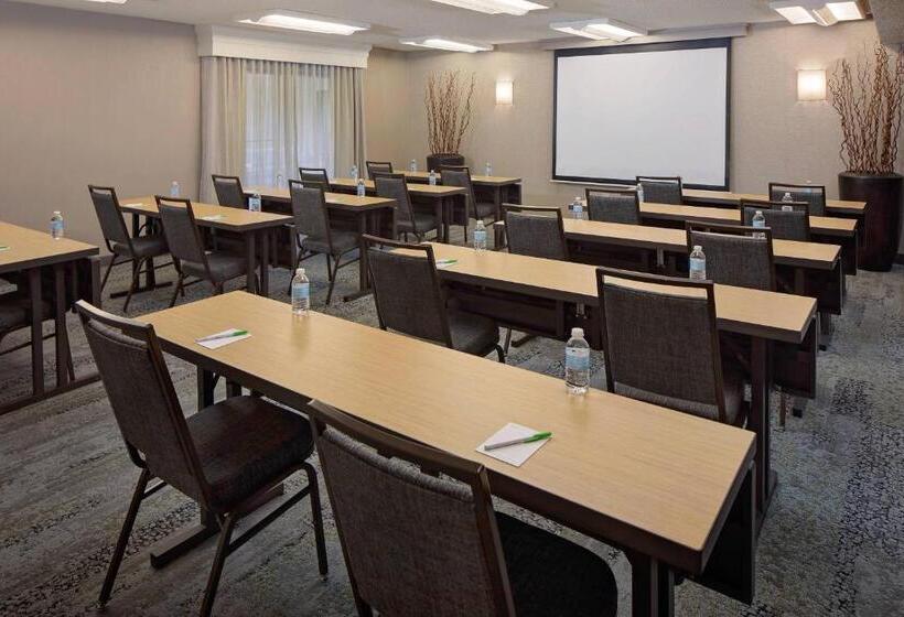 هتل Courtyard Houston Westchase