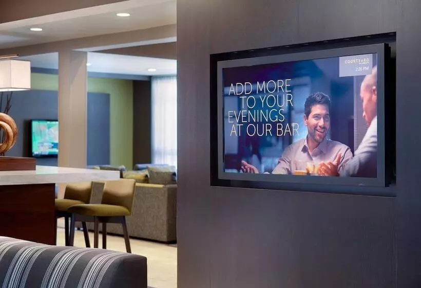 Hotelli Courtyard By Marriott Macon