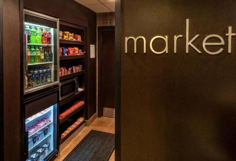 فندق Courtyard Memphis Germantown