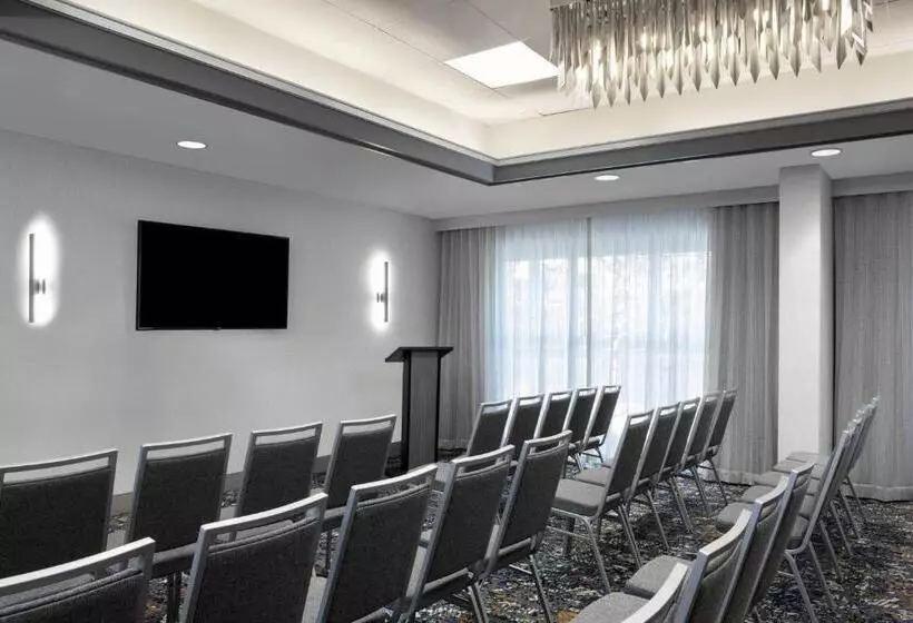 فندق Courtyard By Marriott Miami Aventura Mall